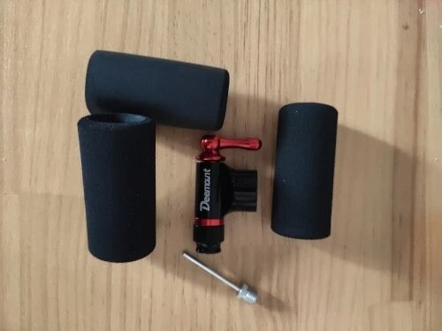 Deemount Bicycle Portable Air Pump Co2 Tire Inflator photo review