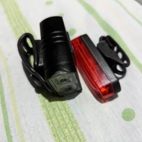 Bicycle Light Rechargeable T6 LED Bicycle Front Light photo review