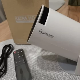 Transpeed 4K Android Projector Dual Wifi6 200 ANSI photo review