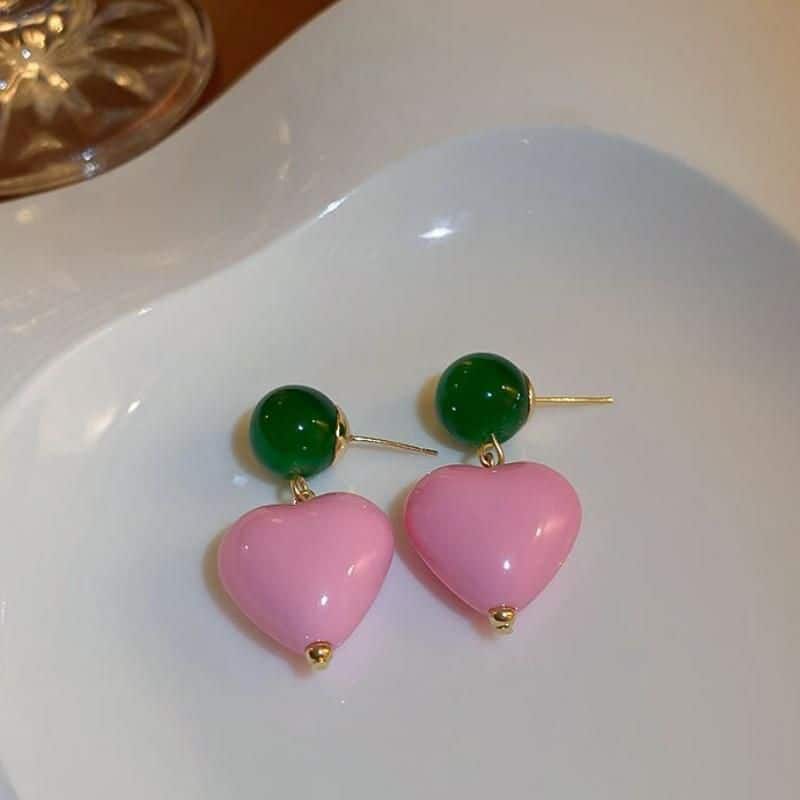 Chic Pearl Heart Pendant Necklace and Earrings - Image 9