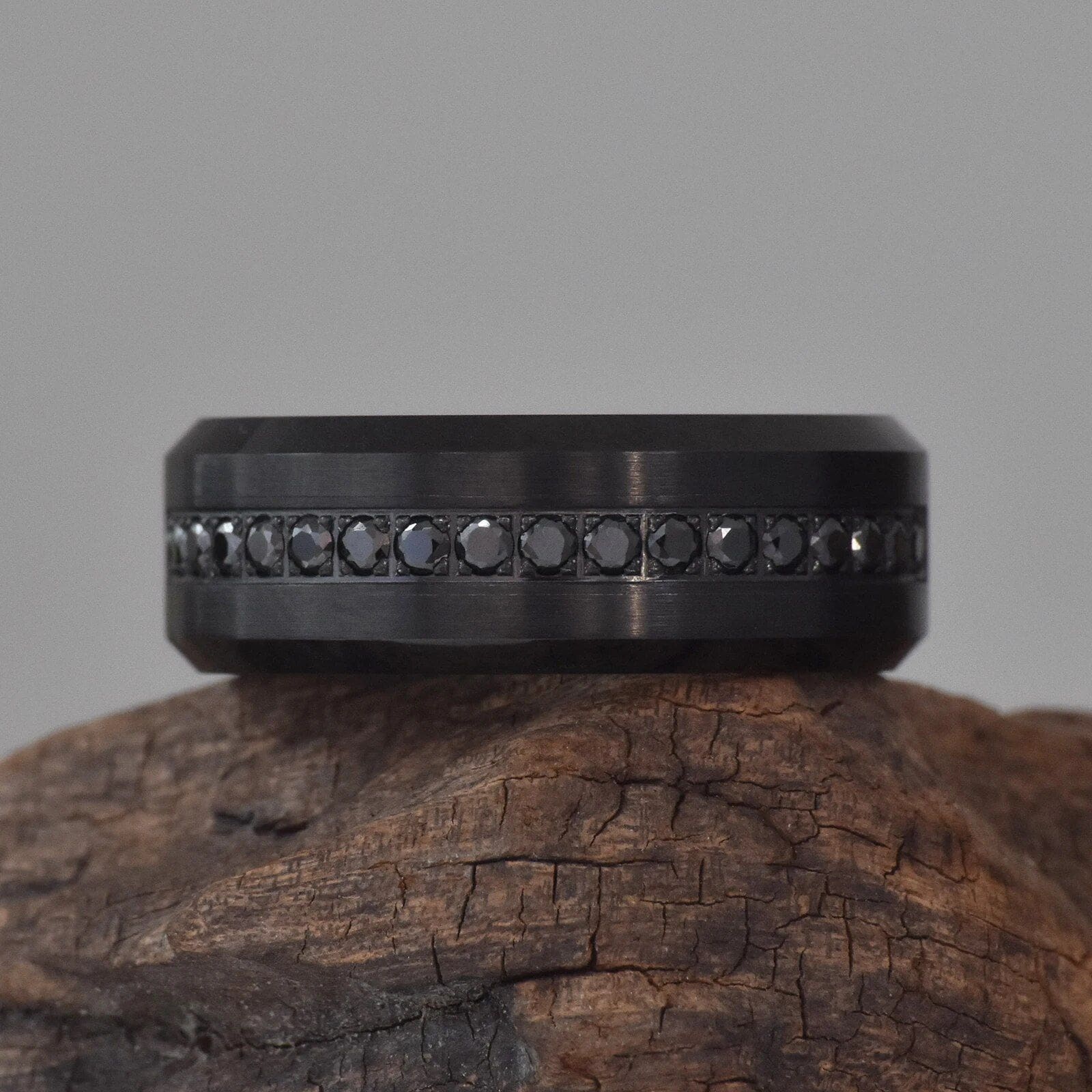 Elegant Black Tungsten Carbide Men's Wedding Ring with Cubic Zirconia