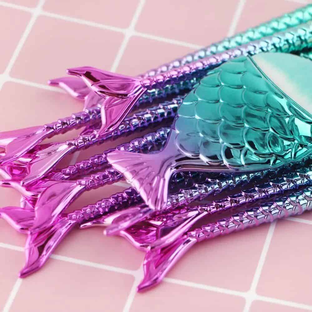10Pcs Mermaid Style Makeup Brush Set - Image 3
