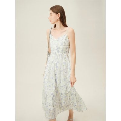 Women's floral summer dress, lightweight and fashionable, available at Monalisa Store, perfect for casual outings and summer wear, featuring a chic and feminine design.