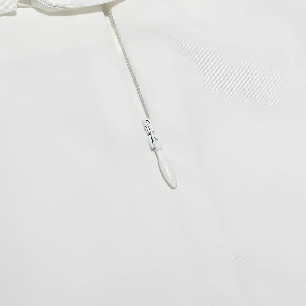 High-quality optical instruments at Monalisa Store with advanced tools for eye examinations and vision correction.