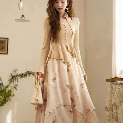 High-quality Monalisa fashion skirt and top set for women, perfect for casual or formal wear, offering elegance, comfort, and style from Monalisa store.