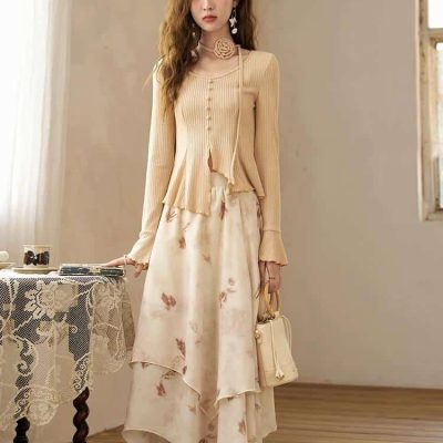 Stylish women's designer dress and accessories at Monalisa Store for modern fashion lovers. Discover chic, trendy apparel and jewelry to elevate your style today.