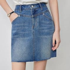 High-quality denim skirt for women, stylish and comfortable casual wear, perfect for everyday fashion and versatile outfits.