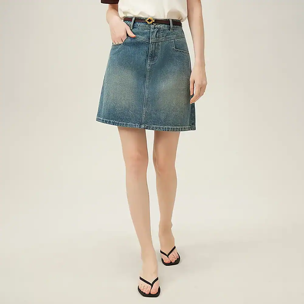 High-quality denim skirt ideal for casual or stylish outfits. Durable fabric, versatile design, perfect for daily wear or dressing up for various occasions.