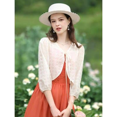 Bright, stylish women’s summer clothing perfect for outdoor activities and casual outings. Discover trendy dresses, blouses, skirts, and accessories at Monalisa Store.