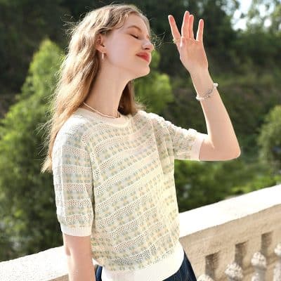 Bright, sunny outdoor scene with a woman wearing fashionable glasses, showcasing stylish optical products available at Monalisa Store.