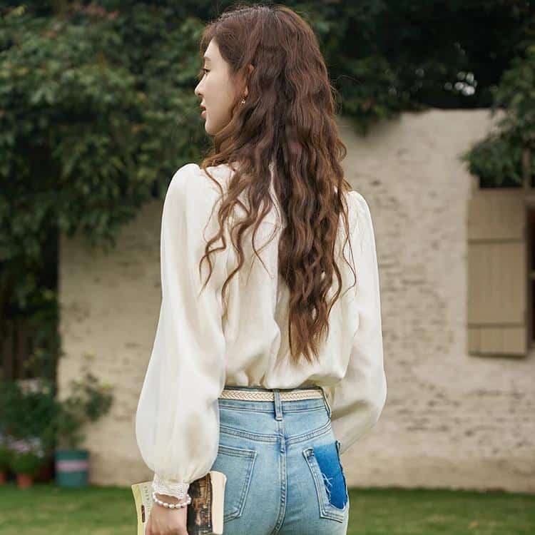 Optical store featuring stylish eyewear for fashionable looks. Discover great optical solutions and trendy glasses at Monalisa Medical's Monalisa Store.