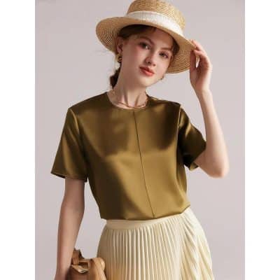 Stylish straw sun hat ideal for fashion-forward women, perfect for summer and outdoor wear. Shop now at Monalisa Store for trendy accessories and elevate your wardrobe.