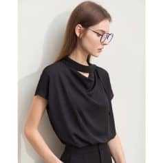 Elegant glasses for women, stylish and comfortable optical eyewear from Monalisa Store. Perfect for enhancing your look while supporting clear vision.