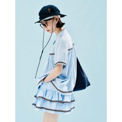 Stylish black frame glasses for women, perfect for fashion-forward eyewear accessories. Shop trendy glasses online at Monalisa Store for high-quality, comfortable, and fashionable optical eyewear.