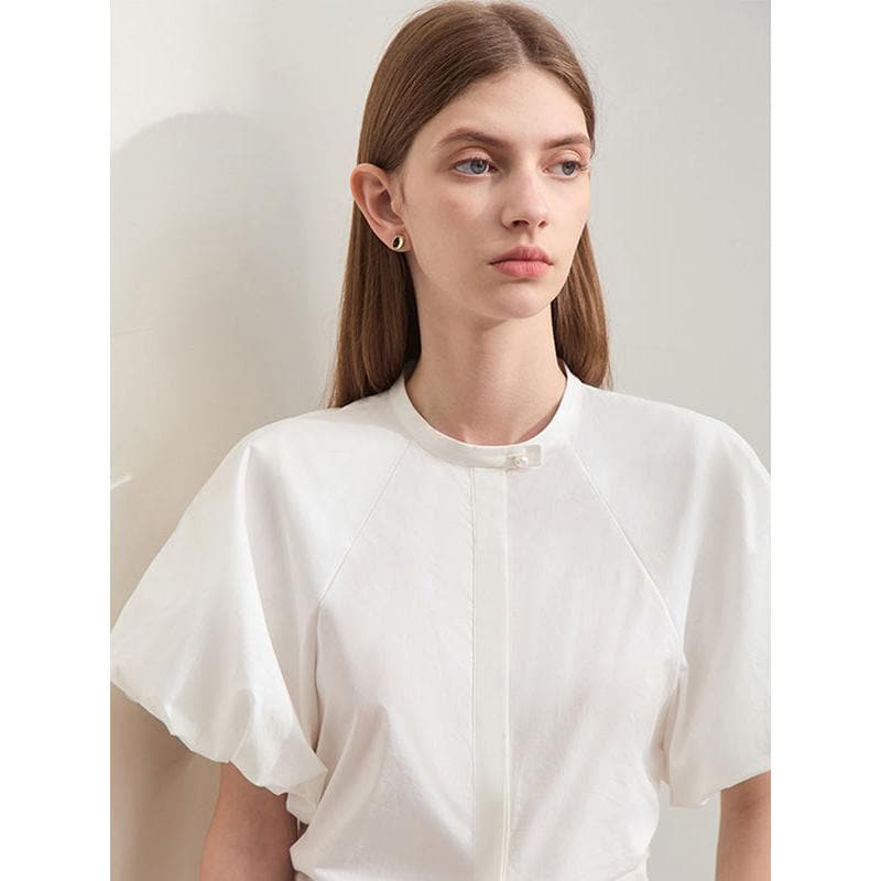 Stylish optical eyeglasses frames for women at Monalisa Store, perfect for enhancing your look and vision. Wide selection of high-quality, trendy prescription glasses and sunglasses.