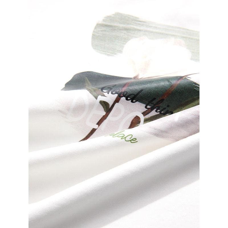 Close-up of Monalisa branded optical accessories with stylish text and design, perfect for enhancing vision and eye care needs.