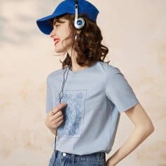 High-quality headphones and stylish casual wear from Monalisa Medical Store suitable for opticians and eyewear enthusiasts.