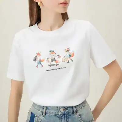 Fox graphic t-shirt with fun illustrations, ideal for casual outings, comfortable fit, stylish design, perfect for fashion-forward women, available at Monalisa Store.