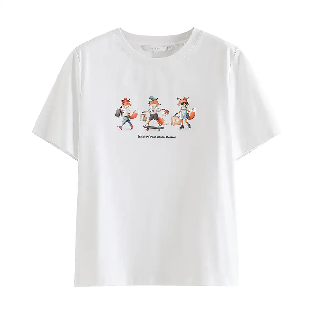 Fox trip illustration t-shirt featuring playful cartoon foxes carrying shopping bags, sunglasses, and travel accessories, ideal for casual wear and age-appropriate fashion.