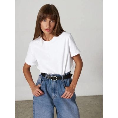 Women’s casual white t-shirt, versatile for daily wear and stylish outfits. Perfect for a fresh look, available at Monalisa Store.