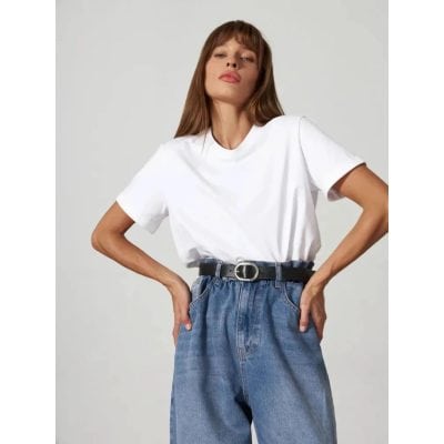 High-quality casual white t-shirt perfect for everyday wear, offering comfort and fashion with a clean, minimalist design.