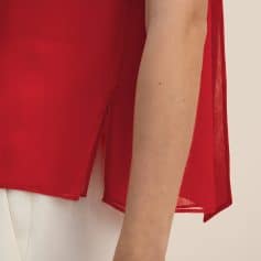 Close-up of red fashion glasses, showcasing stylish and trendy designs for women. Perfect for those looking for fashionable, high-quality optical frames from Monalisa Store.