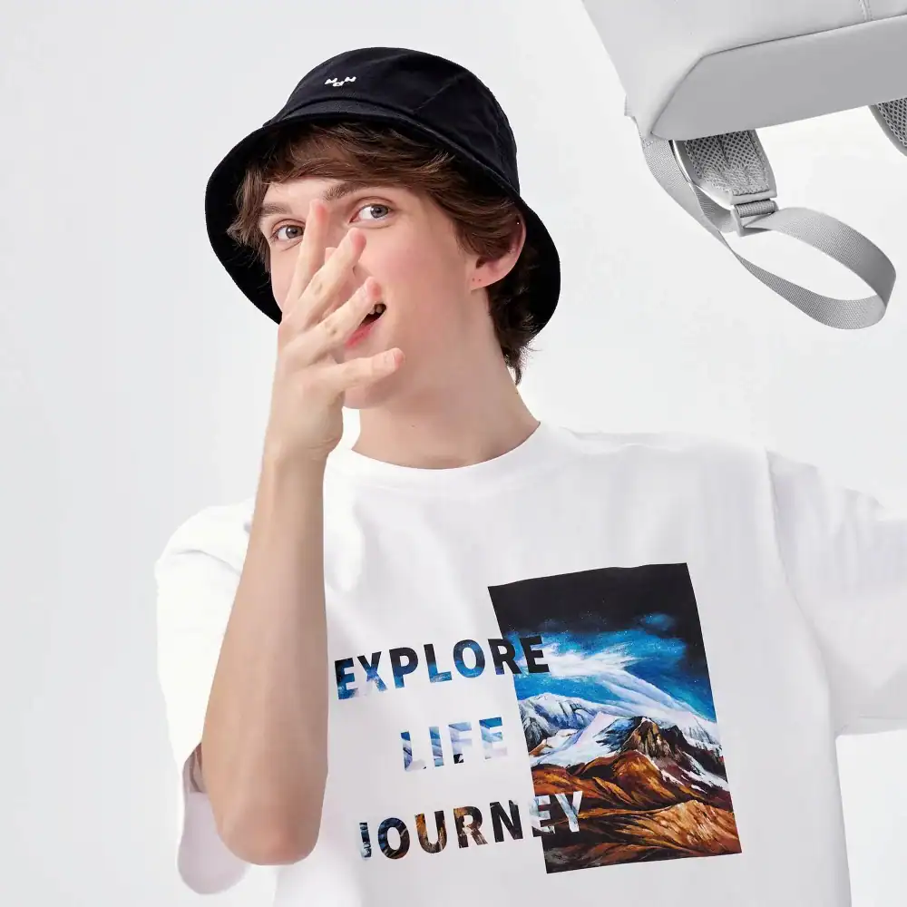 Stylish sunglasses at MonaLisa Medical. Shop quality eyewear and eye care accessories for a modern look. Perfect for eye protection and fashion.