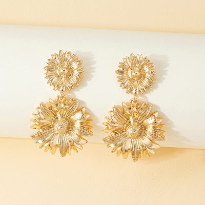 Gold flower earrings with layered petal design ideal for women, perfect for enhancing everyday style or special occasions. Crafted for durability and style.