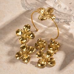 Elegant gold flower jewelry for women, including earrings and bracelets, perfect for fashion and accessorizing. Shop premium gold jewelry at Monalisa Store.