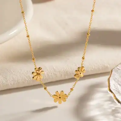 High-quality gold flower jewelry, perfect for stylish accessories and gifts. Shop Monalisa Store for fashionable gold necklaces to enhance your look.