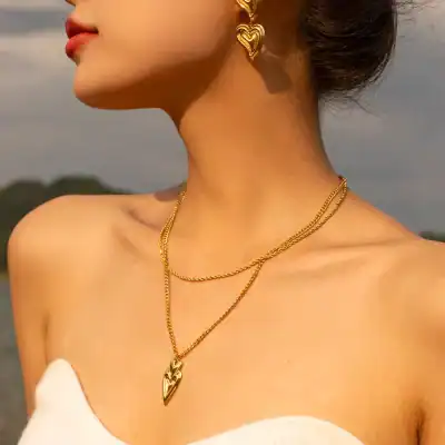 Delight in stunning gold jewelry including necklaces and earrings, ideal for fashion-forward women and special occasions, available at Monalisa Store.