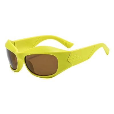 Bright yellow protective sunglasses with polarized lenses for UV protection and eye safety. Perfect for outdoor activities and fashion.