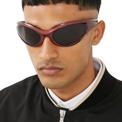 High-quality fashion sunglasses with UV protection, perfect for men’s accessories. Enhance your style with trendy eyewear from Monalisa Store.