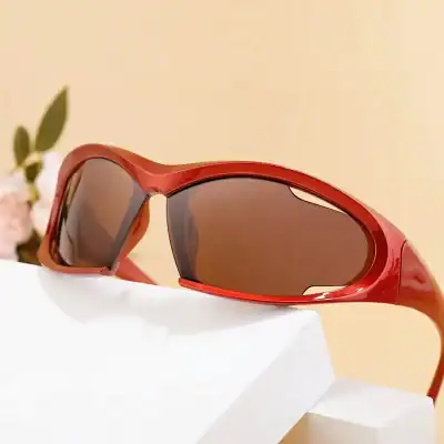 High-quality polarized sunglasses with UV protection, stylish design, and comfortable fit for outdoor activities and fashion statements. Perfect for both men and women.