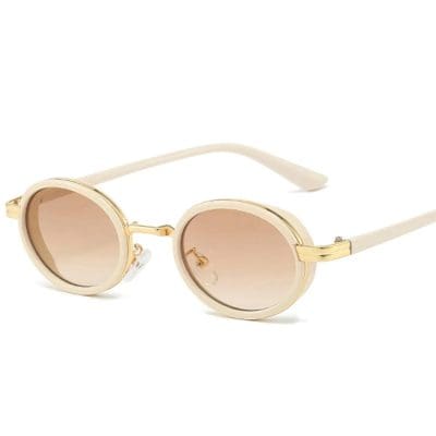 Stylish women’s round sunglasses with gold-tone frame and gradient lenses, perfect for luxury eyewear and sun protection, ideal for summer fashion and outdoor activities.