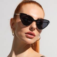Stylish black sunglasses for women, perfect for fashion and UV protection at Monalisa Store. Elevate your look with trendy eyewear from the best opticians.