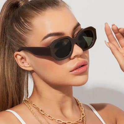 Stylish oversized black sunglasses for women, perfect for sun protection and fashion enhancement. Trendy eyewear from Monalisa Store, ideal for summer fashion accessories.