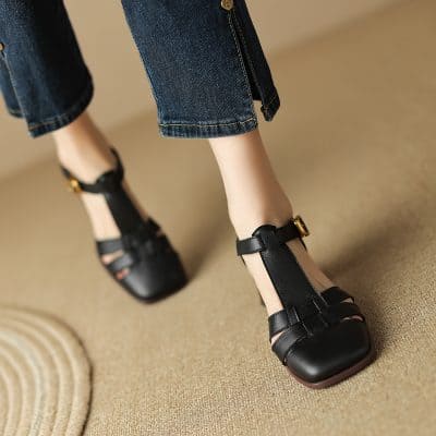 Elegant black women’s sandals with ankle straps and gold buckle, perfect for casual and formal footwear. Discover comfort and style at Monalisa Medical Store.