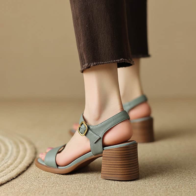 Elegant women’s heeled sandals with ankle strap and stylish design for women’s fashion. Perfect for casual or formal occasions, offering comfort and style.