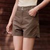 Comfortable khaki women's casual shorts with front pockets, perfect for summer and outdoor activities. Stylish, lightweight, and versatile, ideal for everyday wear and leisure.