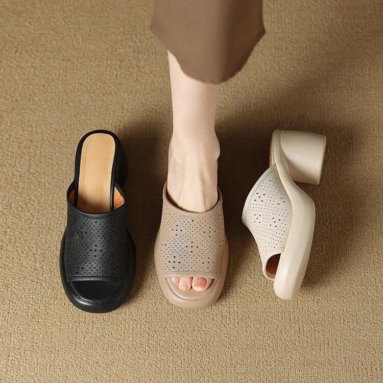 High-quality women's slippers with orthopedic support available at Monalisa Medical. Featuring stylish, breathable designs perfect for comfort and everyday wear.