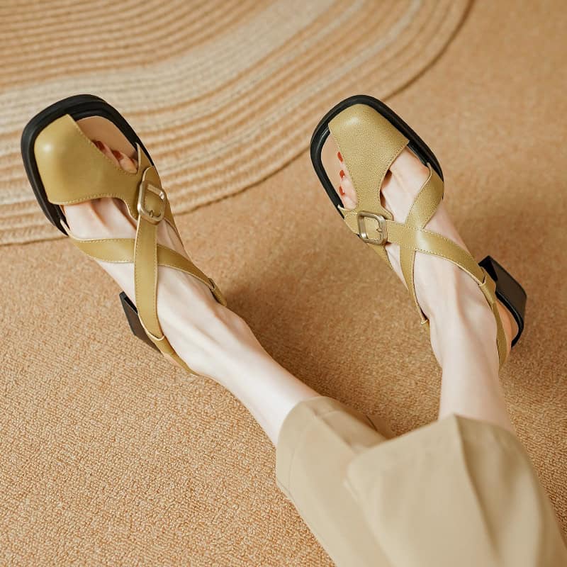 Open-toe sandal shoes with ankle strap, modern fashion footwear for women, trendy summer shoes, stylish and comfortable sandal designs suitable for casual and dressy occasions.