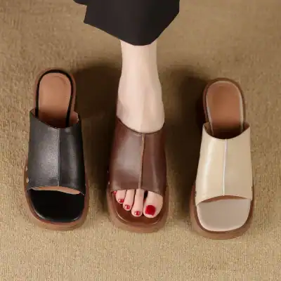 Comfortable women's open-toe slippers in black, brown, and beige, perfect for everyday casual fashion and relaxation, available at Monalisa Store.