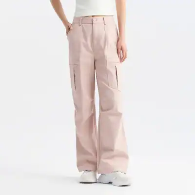 Casual beige wide-leg cargo pants for women, featuring multiple pockets, relaxed fit, and comfortable fabric—perfect for everyday style and versatile looks.