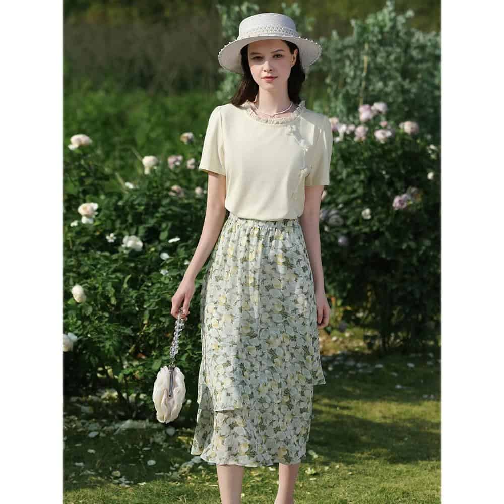 Stylish women's summer dress featuring floral print and comfortable fabric, perfect for outdoor activities and casual wear from Monalisa Store.