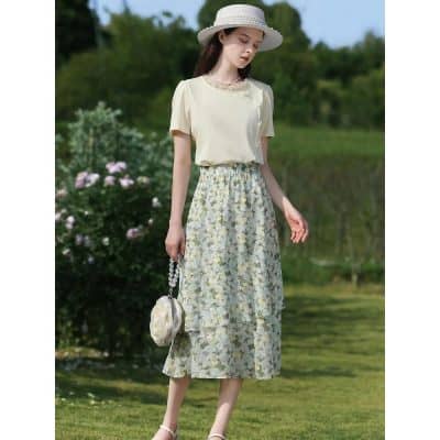 Chic floral midi dress for women, ideal for outdoor and casual styling. From Monalisa Medical Store, perfect for hot weather and garden strolls.
