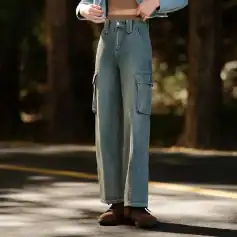 A pair of trendy baggy cargo jeans featuring multiple utility pockets, perfect for casual outings and street style. Made from durable denim, these relaxed-fit pants combine comfort with a fashionable edge.