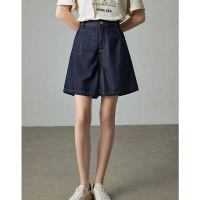 Comfortable high-waisted denim shorts perfect for everyday wear and casual outings. Stylish and versatile for women seeking trendy summer fashion.