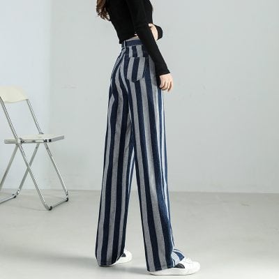 Wide-leg striped denim pants with high waist, perfect for casual or trendy look. Made from comfortable, durable fabric for all-day wear.