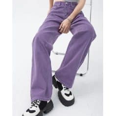 Comfortable purple wide-leg jeans for women, trendy streetwear style, perfect for casual and everyday outfits. High-quality denim, stylish and versatile.